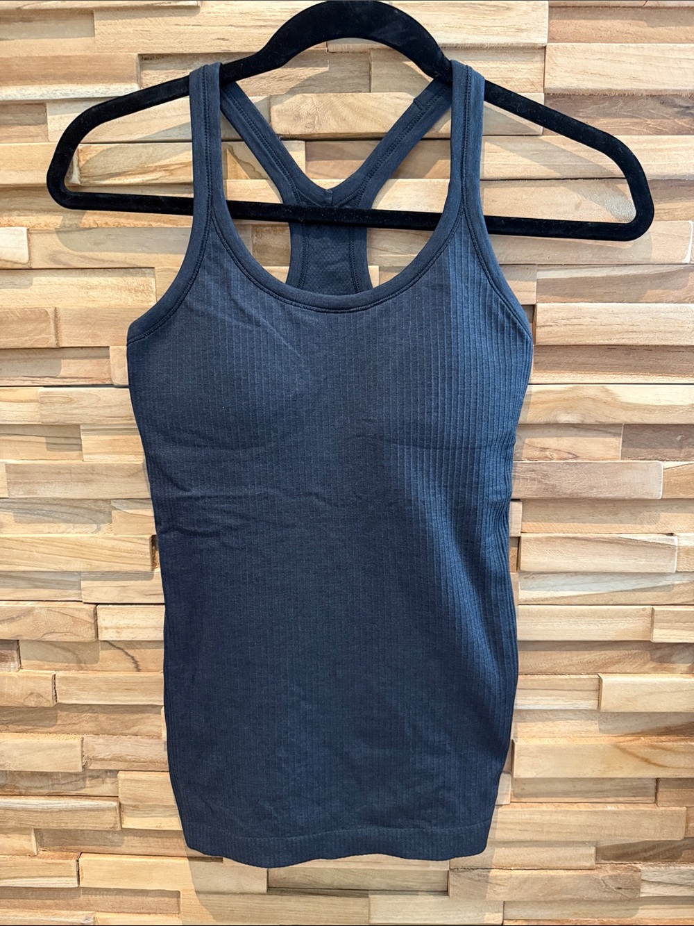 Lulu Lemon Women's Black Ribbed Racerback Tank Top